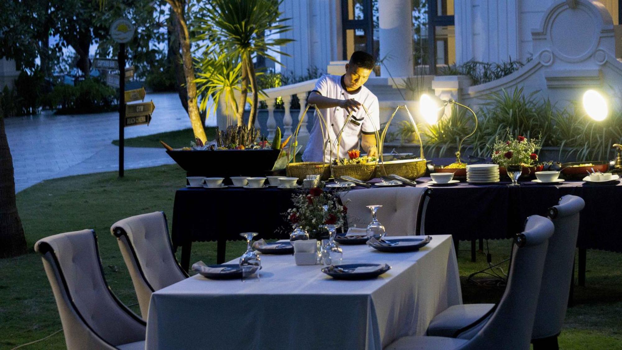 Seaside Boutique Resort Куинён Экстерьер фото
